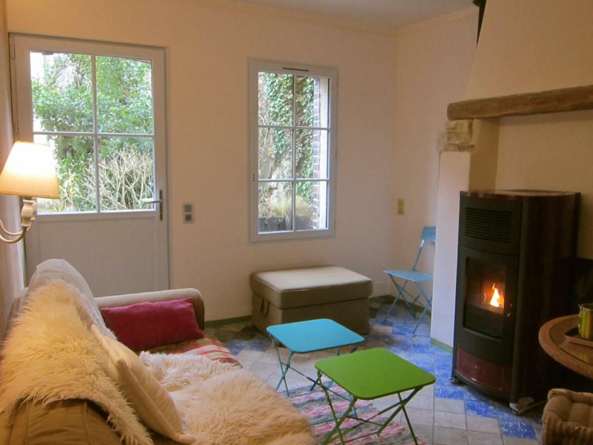 Bed and Breakfast Le Murmure De La Falaise Beaumont-le-Roger Exterior foto